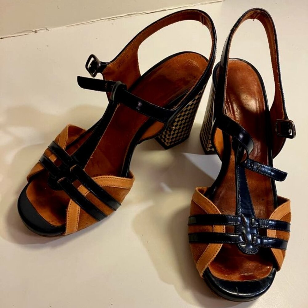 Chie Mihara Sandals Size 37